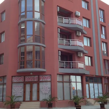 شقة Europa 22 Beach Suites